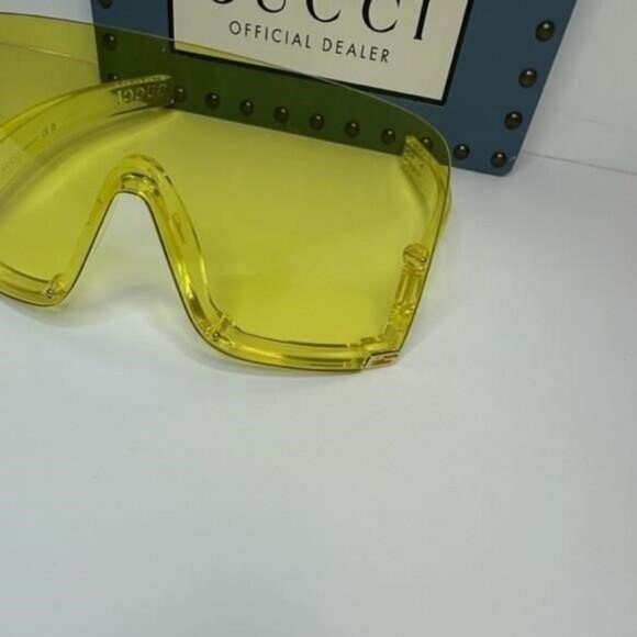 New Season Gucci Eyewear Mask-shaped frame sunglasses - Picture 6 of 14